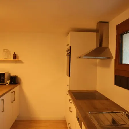 Appartement Spacious Studio Minutes Away Kirchberg & Lux Airport *